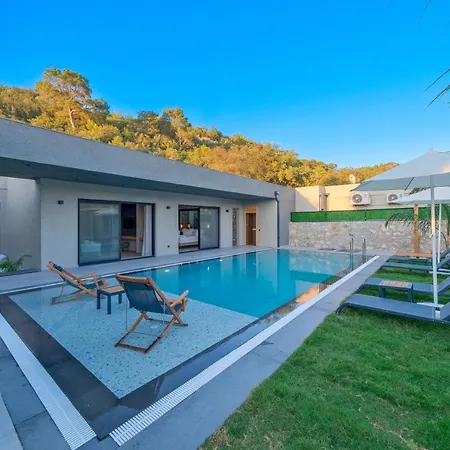 Gaia House 1 *